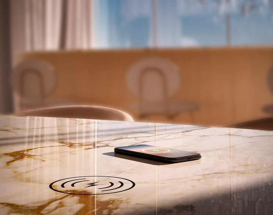 Telefono su Lastra in Hypertouch