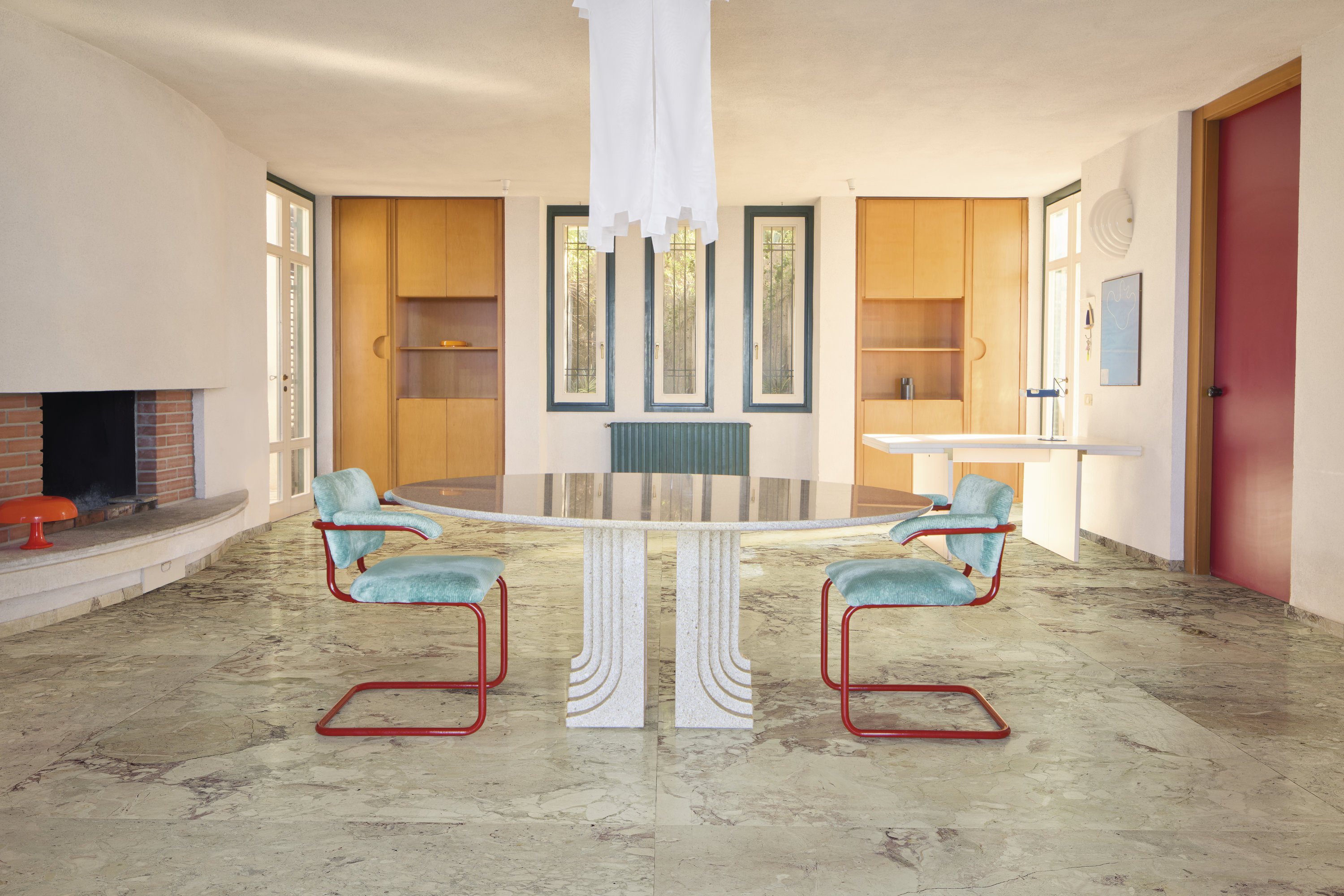 Image without description